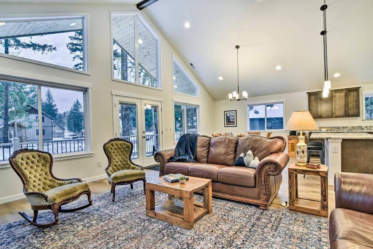 Family-Friendly Packwood Retreat With Deck! Villa Bagian luar foto