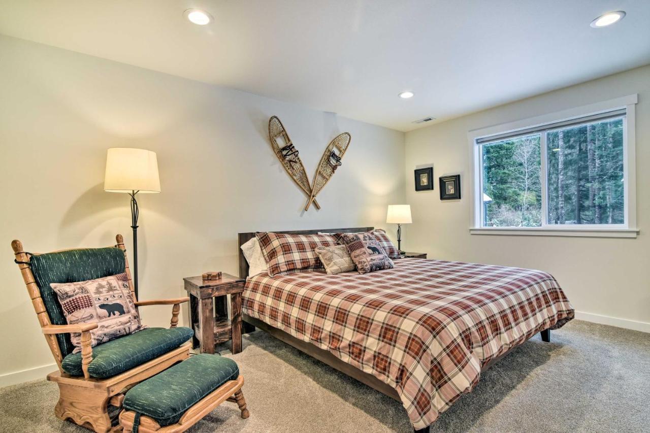 Family-Friendly Packwood Retreat With Deck! Villa Bagian luar foto