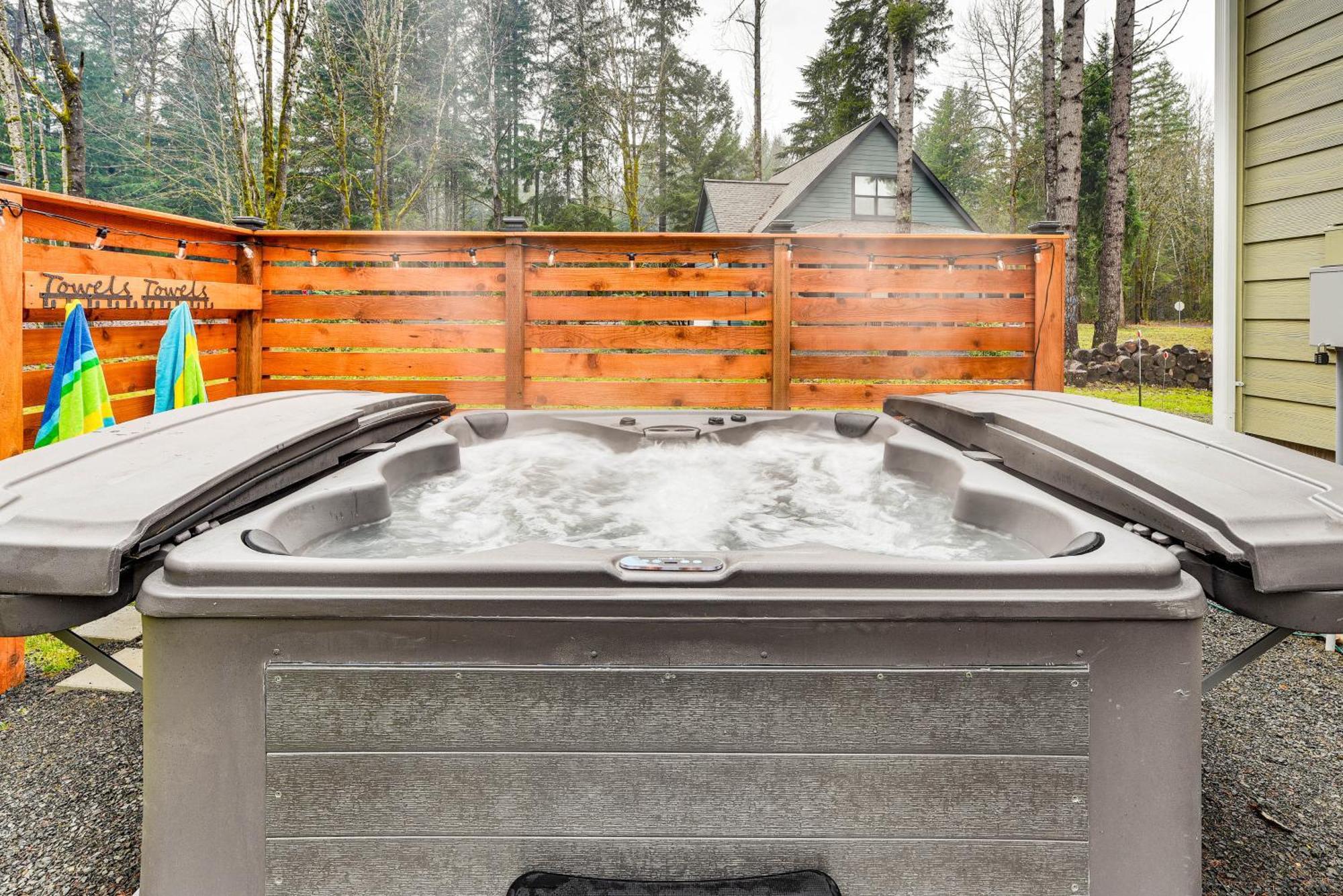 Family-Friendly Packwood Retreat With Deck! Villa Bagian luar foto