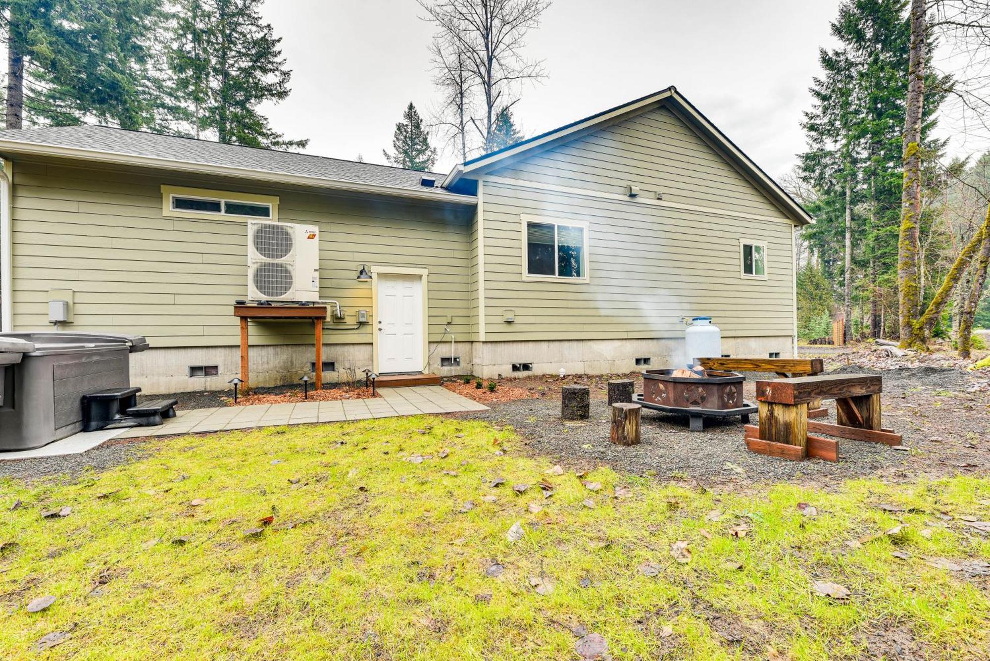 Family-Friendly Packwood Retreat With Deck! Villa Bagian luar foto